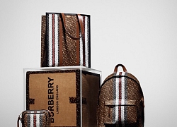 Riccardo Tisci chia sẻ về logo TB mới của Burberry