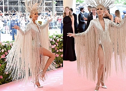 Celine Dion mặc đầm tua rua xẻ bạo, lộng lẫy như bà hoàng ở Met Gala