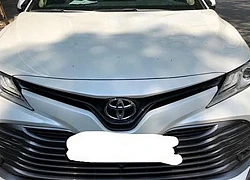 Chủ xe bán lại Toyota Camry 2019 với giá không tưởng ngay sau 900 km trải nghiệm đầu tiên