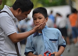 Làm việc từ 8h30: "Đưa con đi học, chúng tôi lang thang đâu cho đến giờ làm?"