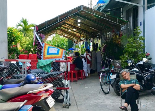 Người dì thoát chết trong thảm sát Bình Tân : 'Mẹ, bà ngoại lo nó từng chút, vậy mà.'