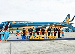 Sức ép thị phần từ Vietjet và BamBoo, Vietnam Airlines làm sao để cất cánh?