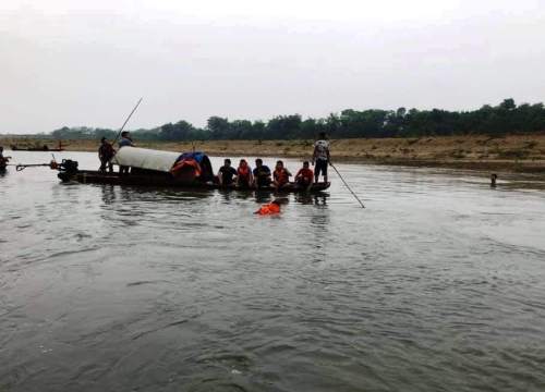 Tìm thấy xác 4 học sinh chết đuối trên sông Mã, Thanh Hóa