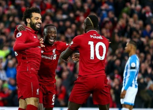 Trả đũa, CĐV Barcelona đòi UEFA treo giò sao Liverpool