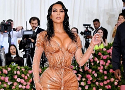 Vòng eo 'con kiến' của Kim Kardashian bị chế giễu là giả