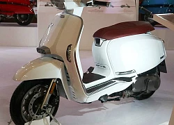 Lambretta V125, V200 Special trắng đẹp kiêu sa sắp về Việt Nam?