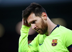 Messi bật khóc, bị fan cuồng chửi bới ở sân bay