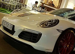 Sài Gòn: Tóm gọn hàng hiếm Porsche 911 Targa 4S trên phố