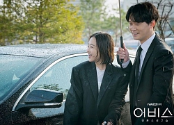 'Abyss': Hậu trường tươi sáng của cặp chị em Park Bo Young và Ahn Hyo Seop