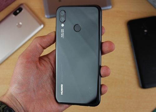 Huawei chuẩn bị ra mắt P20 Lite 2019, màn hình đục lỗ, 4 camera sau, giá từ 300 USD