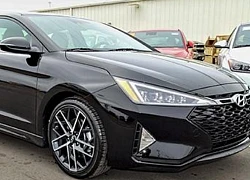 Hyundai Elantra 2019 đã được một số đại lý tại Việt Nam nhận đơn đặt cọc