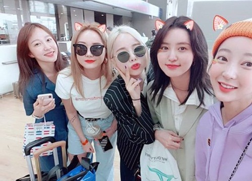 LE (EXID) bị chấn thương, Banana Culture nói gì về hoạt động quảng bá 'ME&YOU' sắp tới?