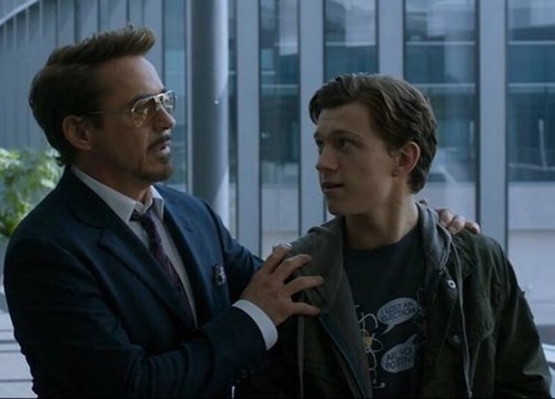 Robert Downey Jr. chia sẻ về khoảnh khắc khó quên trong Endgame: Cuộc hội ngộ giữa Tony Stark và Peter Parker