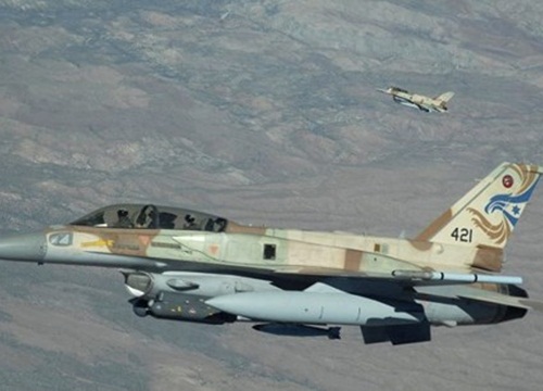 Tướng quân đội Israel dọa "hủy diệt" hệ thống tên lửa S-300 của Nga ở Syria