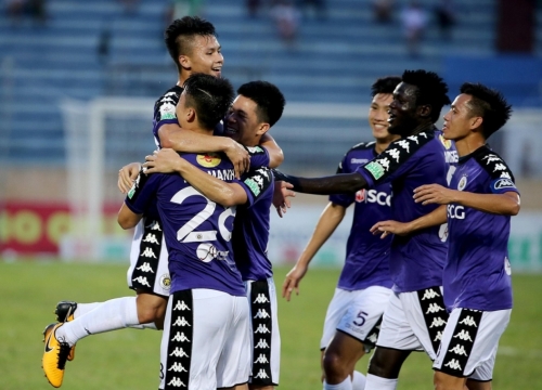 V.League 2019: Độc cô hết... cầu bại