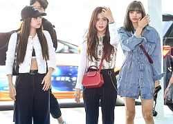 BLACKPINK gây náo loạn sân bay: Jennie và Lisa như đi catwalk, Jisoo lại chiếm trọn spotlight vì đẹp xuất thần