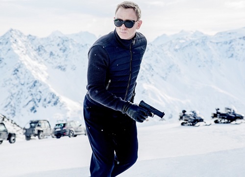 Daniel Craig gặp chấn thương nghiêm trọng, fan phải chờ thêm 2 năm mới được xem 'James Bond 25'?