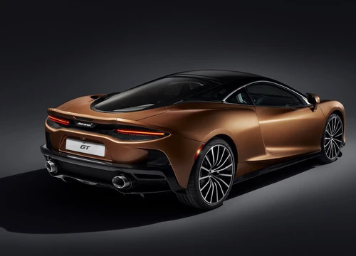 Ra mắt McLaren GT: Siêu xe thực dụng 612 mã lực, giá 210.000 USD