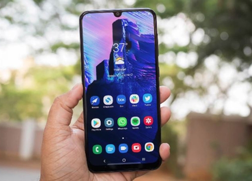 Samsung Galaxy A50 nhận bản cập nhật mới mang đến cải thiện về camera và Wi-Fi