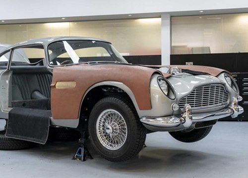 Siêu xe Aston Martin giá 3,5 triệu USD của James Bond bắt đầu sản xuất