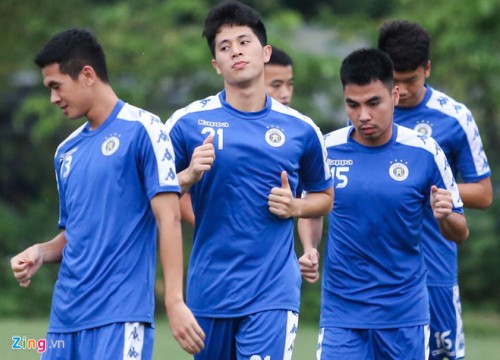 Tạm quên thất bại, Quang Hải cùng đồng đội hướng đến AFC Cup