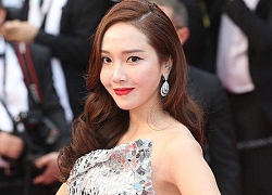 Xuất hiện đỉnh cao là thế nhưng netizen Hàn chỉ tò mò 1 điều: Không hiểu Jessica làm gì ở LHP Cannes?