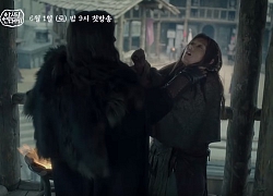 Jang Dong Gun đánh chém tàn bạo, bóp cổ bạn gái Song Joong Ki trong "Arthdal Chronicles"