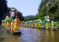 Lạc bước ở 'Hạ Long trên cạn', du ngoạn giữa cánh đồng lúa chín vàng