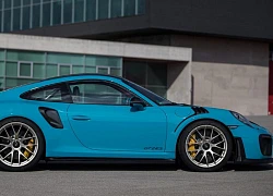 Vì sao lại có nhiều siêu xe Porsche 911 GT2 RS được rao bán đến vậy?