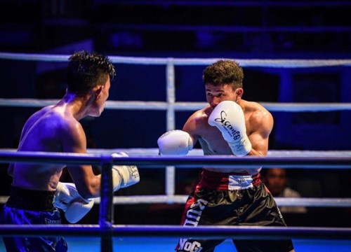 Võ sĩ hàng đầu Trung Quốc bị đối thủ Việt Nam knock-out sau 15 giây