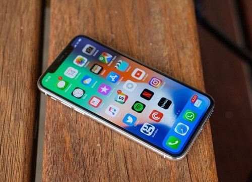 Apple sẽ thông báo với người dùng khi họ điều chỉnh hiệu năng iPhone