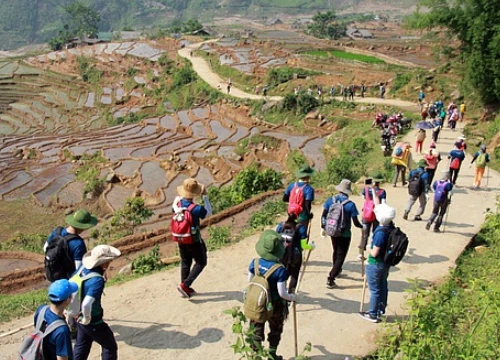 Cảnh thần tiên đẹp đến nao lòng trên đỉnh Ky Quan San