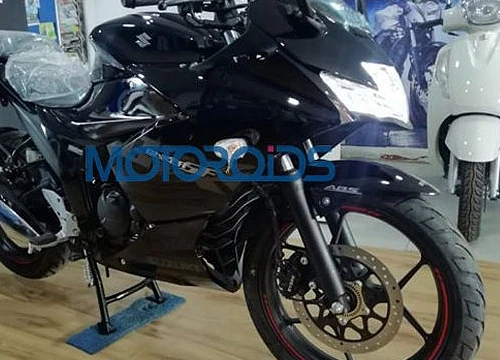 "Đàn anh" vừa ra mắt, 2019 Suzuki Gixxer SF 150 đã rò rỉ ảnh thử nghiệm