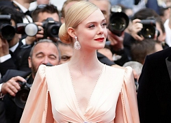 "Giám khảo trẻ nhất lịch sử Cannes" Elle Fanning: Đẹp vô thực, từ bóng của chị gái thành "cô tiên nước Mỹ" quyền lực