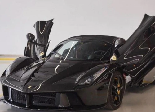 Bán vài căn nhà cũng chưa chắc đủ tiền rước về chiếc Ferrari LaFerrari Aperta cũ này