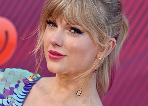 Taylor Swift thích nghe nhạc gì, thử xem bạn có cùng sở thích với cô ấy không?