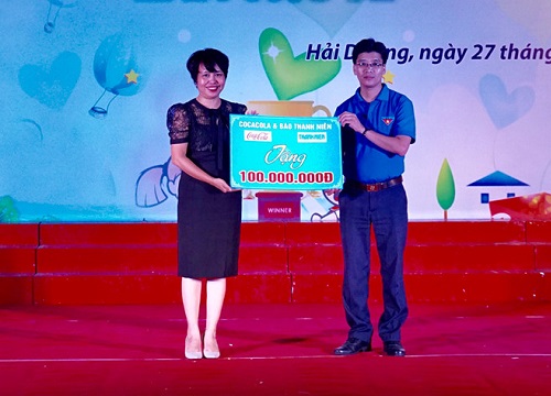 Báo Thanh Niên, Coca-Cola Việt Nam trao 100 suất học bổng cho học sinh Hải Dương