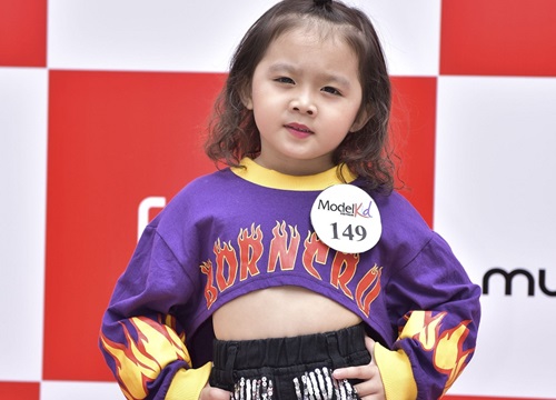 Hằng trăm mẫu nhí ăn mặc cực chất, thần thái ngút ngàn tham gia casting cho cuộc thi Model Kid Viet Nam 2019