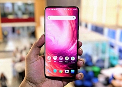 OnePlus tung quảng cáo mới khoe OnePlus 7 Pro có màn hình đẹp không tì vết, chẳng khó chịu như iPhone hay Galaxy