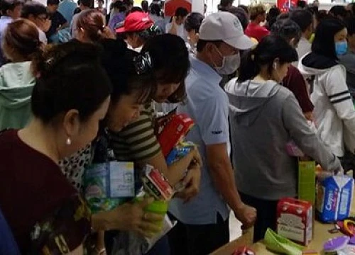 Sếp Auchan tìm việc cho nhân viên: 'Tôi không là người hùng'