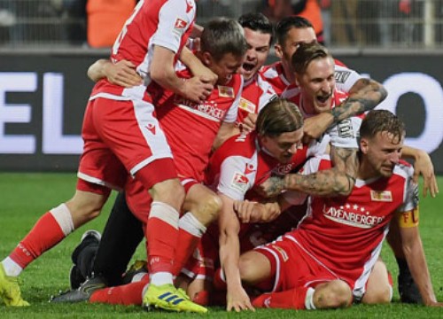 Union Berlin 0-0 Stuttgart: Union Berlin giành vé dự Bundesliga 2019/20