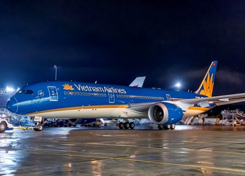 Vietnam Airlines lên tiếng vụ 200 khách phải chịu delay vì đợi 1 người