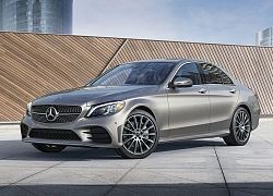 Cập nhật bảng giá của xe Mercedes C300 tháng 6/2019