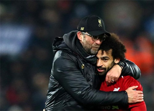 HLV Klopp thừa nhận suýt 'tè dầm' vì quá căng thẳng