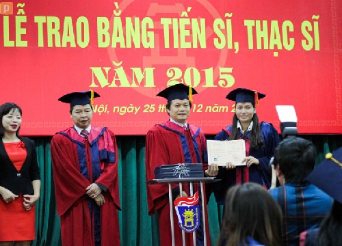 Tiến sĩ... nợ đầu vào