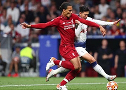 64 trận, không lần nào bị vượt qua, Van Dijk như vị thần ở Liverpool