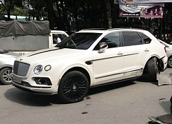 Bentley Bentayga tiền tỷ bị taxi đâm "gãy chân" ở HN