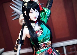 Cosplay Quan Ngân Bình của Cosplayer Aza Miyuko, thành viên nhóm cosplay Acrown