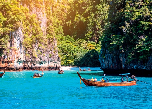 Phuket Lời vẫy gọi từ núi rừng và biển cả