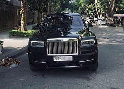 Chiếc SUV siêu sang Rolls-Royce Cullinan hơn 41 tỷ ra biển trắng ở Hà Nội